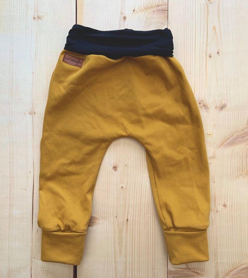 Pantalon évolutif Jeans twill jaune moutarde - Miss Croquette